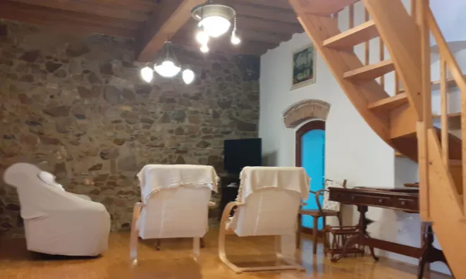 Недвижимость Трёхкомнатная квартира в центре: 9