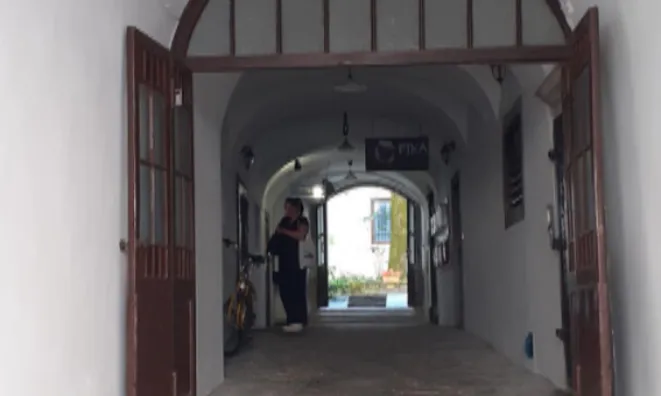 Недвижимость Квартира с 3 комнатами в центре Минского рынка: 2