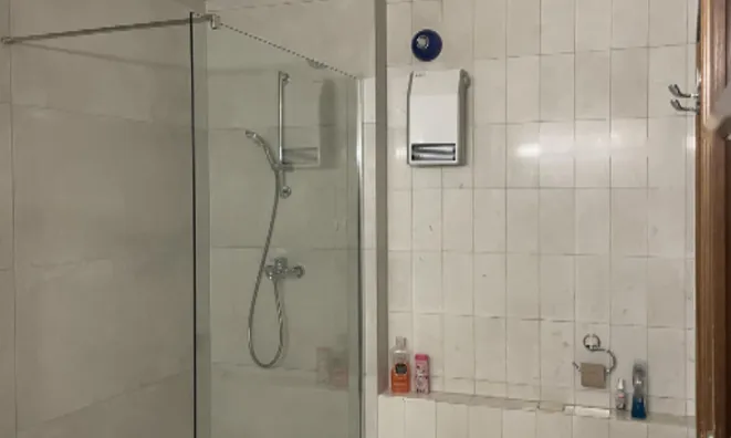 Недвижимость Квартира с 3 комнатами в центре Минского рынка: 4