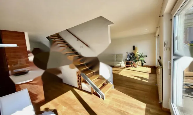 Недвижимость Четырёхкомнатная квартира Центр: 9