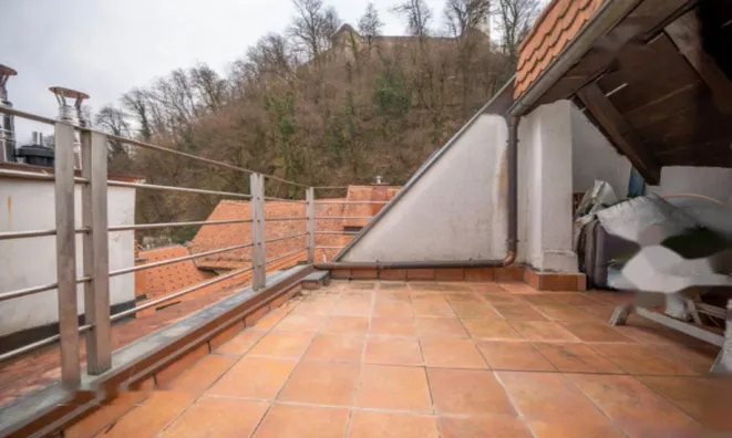 Недвижимость Трёхкомнатная квартира в центре: 2