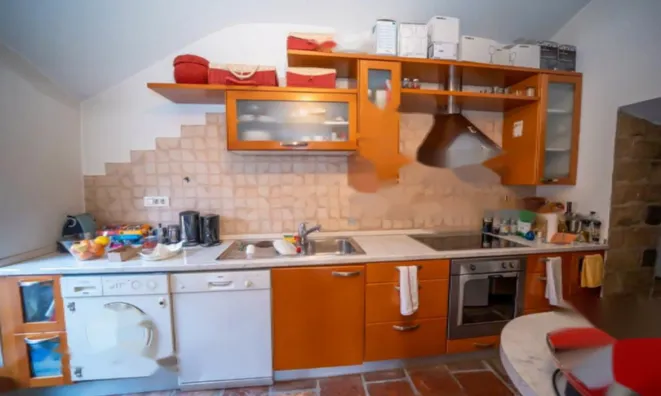 Недвижимость Трёхкомнатная квартира в центре: 5