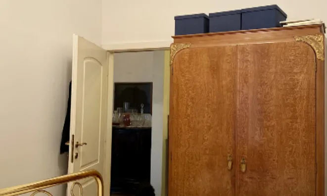 Недвижимость Квартира 4-комнатная, Центр: 21