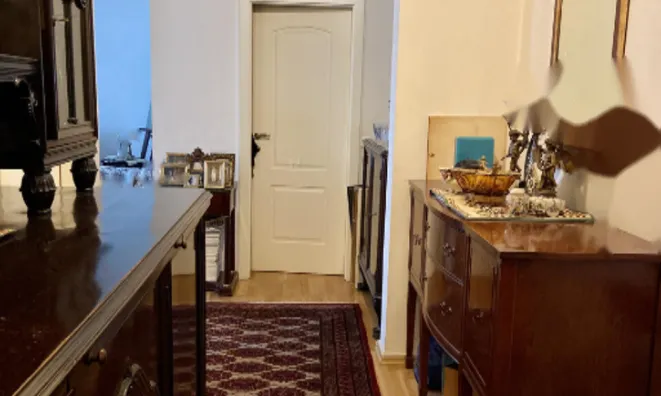 Недвижимость Квартира 4-комнатная, Центр: 30