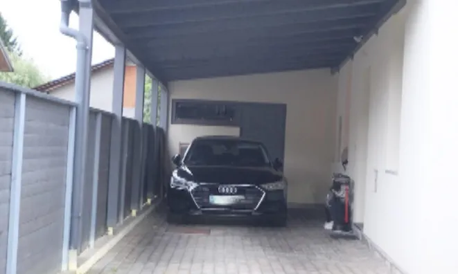 Недвижимость Квартира 2,5 комнаты в центре: 2