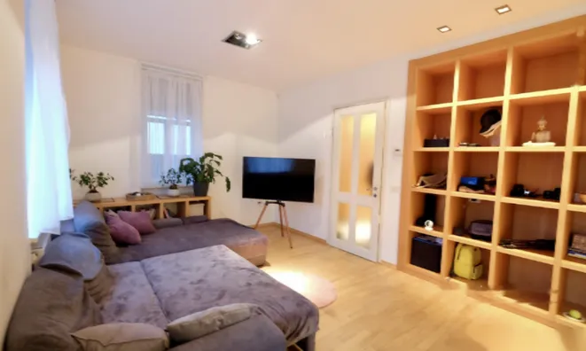 Недвижимость Квартира 2,5 комнаты в центре: 7