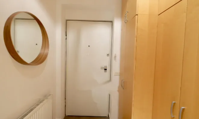 Недвижимость Квартира 2,5 комнаты в центре: 8