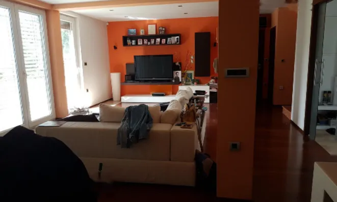 Недвижимость Дом Бизовик: 1