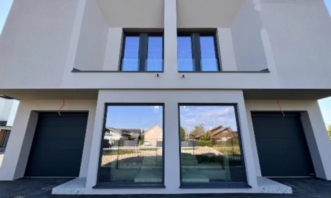 Недвижимость Двухэтажный дом Новый Рудник: 8