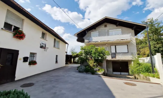 Недвижимость Дом, Любляна, Бежиград: 2