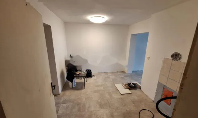 Недвижимость Трёхэтажный дом Раковник: 9