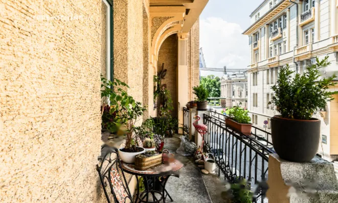 Недвижимость Квартира 4 комнаты в центре : 10