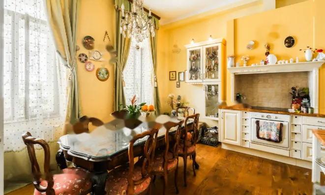 Недвижимость Квартира 4 комнаты в центре : 11