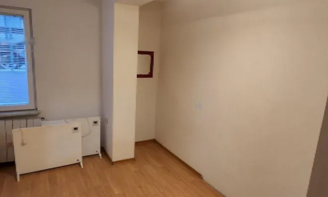 Недвижимость Квартира, 3 комнаты в Любляне: 3