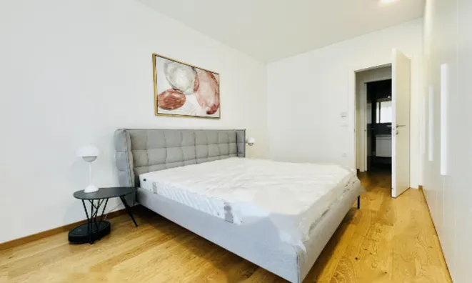 Недвижимость Квартира 3-комнатная, центр: 8