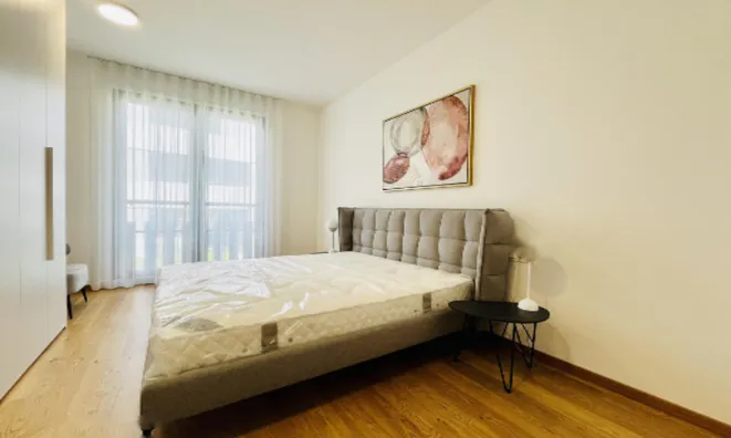 Недвижимость Квартира 3-комнатная, центр: 9