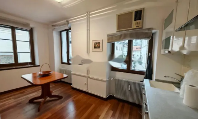 Недвижимость Квартира 1-комнатная Центр: 4