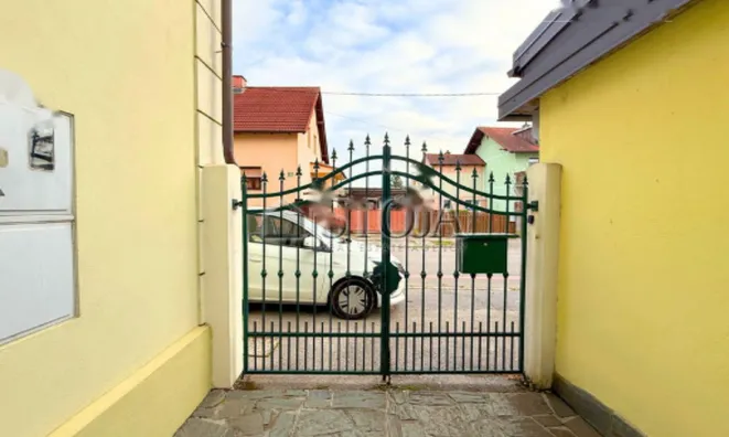 Недвижимость Дом, Любляна Моше: 20