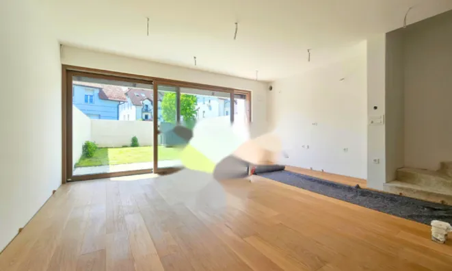 Недвижимость Дом с террасой Долги Мост: 5