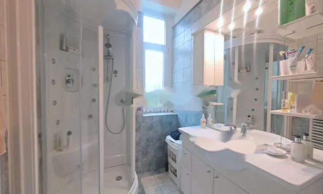 Недвижимость Квартира 3.5 комнаты Табар: 8