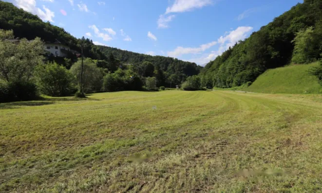 Недвижимость Участок, Сельскохозяйственная земля Кропа: 1