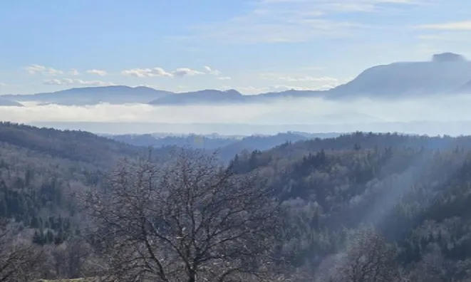 Недвижимость Участок, жилое строительство Слатна.: 15