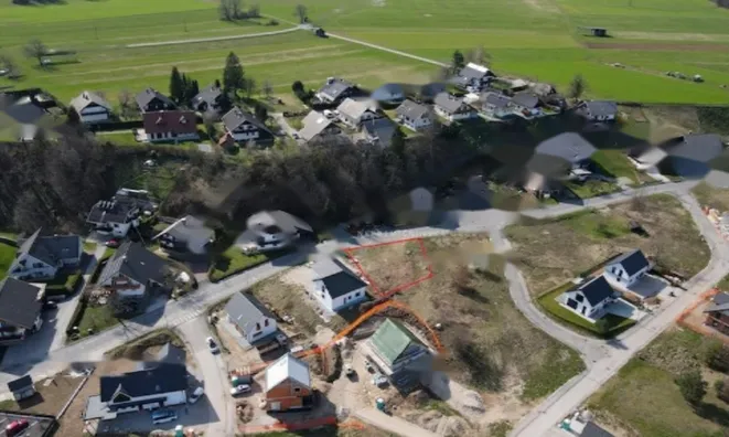 Недвижимость Участок застройки в Бледе с проектом: 11