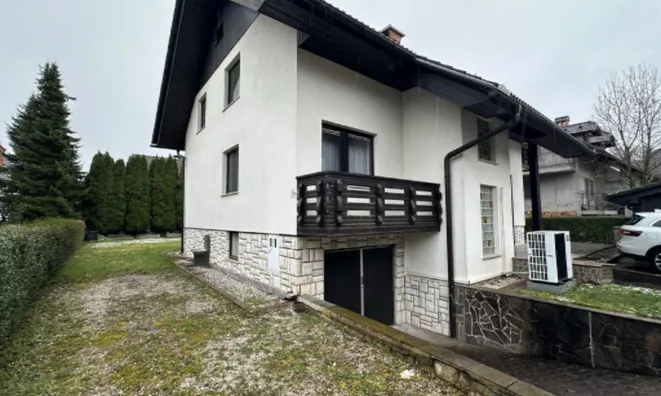 Недвижимость Дом, Засип: 1