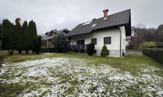 Недвижимость Дом, Засип: 3