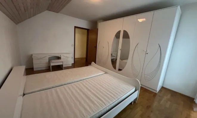 Недвижимость Дом, Засип: 12