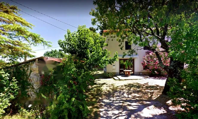 Недвижимость Дом, Изола: 1