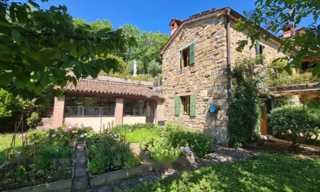 Недвижимость Дом с видом на море: 25