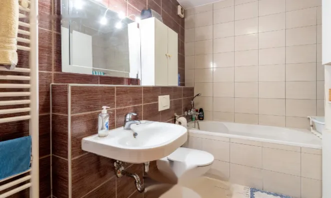 Недвижимость Квартира, 3-комнатная, Шишка: 8