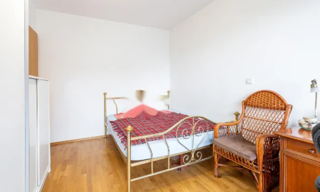 Недвижимость Квартира, 3-комнатная, Шишка: 13