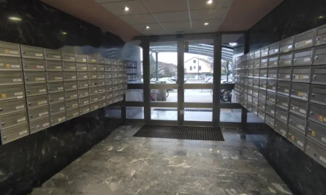 Недвижимость Трехкомнатная квартира с балконом на Штепанском поселке: 2