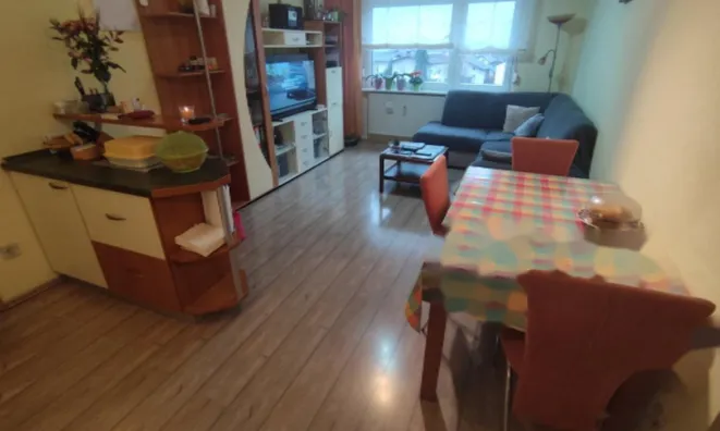 Недвижимость Трехкомнатная квартира с балконом на Штепанском поселке: 5