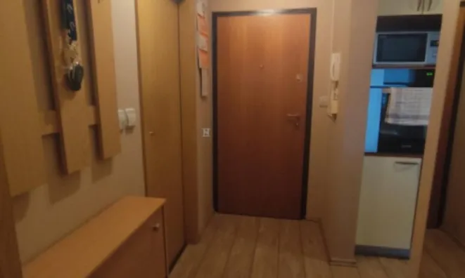 Недвижимость Трехкомнатная квартира с балконом на Штепанском поселке: 17