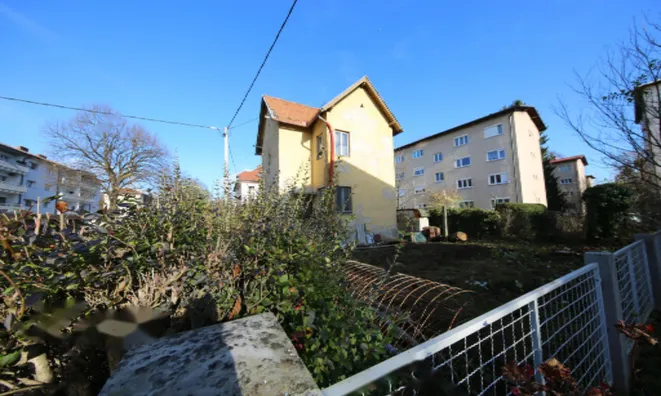 Недвижимость Дом на Обирской улице: 1