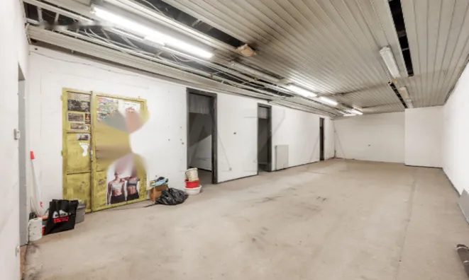 Недвижимость Коммерческое помещение в центре: 13