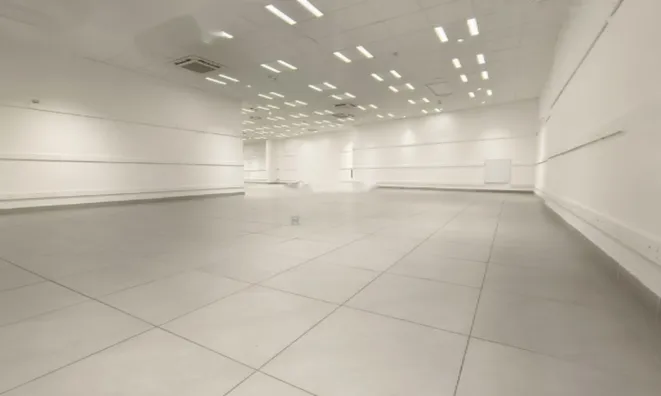 Недвижимость Коммерческое помещение старое Ль.: 3