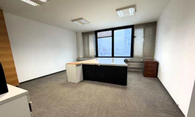 Недвижимость Офисное пространство Бежиград: 3