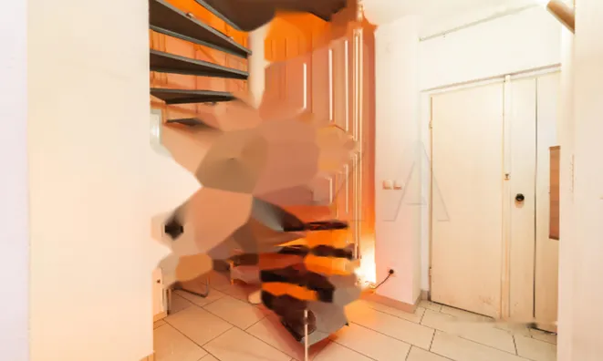 Недвижимость Коммерческое помещение в центре: 13