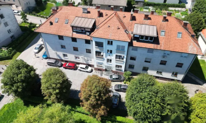 Недвижимость Коммерческое помещение Щтепанско: 1