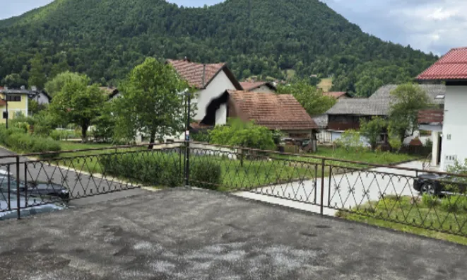 Недвижимость Дом, Брод, Тацен: 2