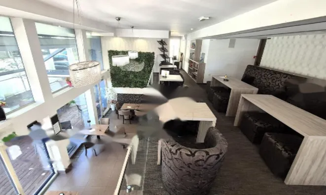 Недвижимость Коммерческое помещение: 11