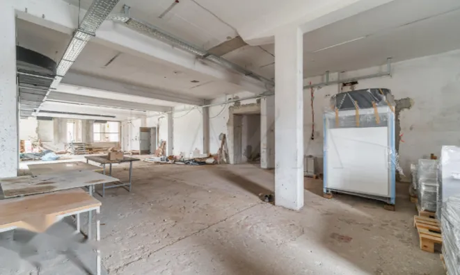 Недвижимость Офисное помещение, склад: 15