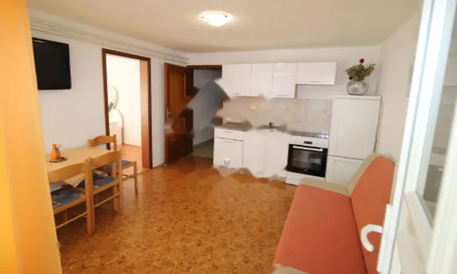 Недвижимость Дом с террасой в Новой Хрушице: 26