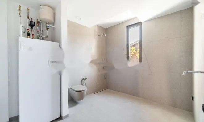 Недвижимость Квартира, 4 комнаты, Бежиград: 7