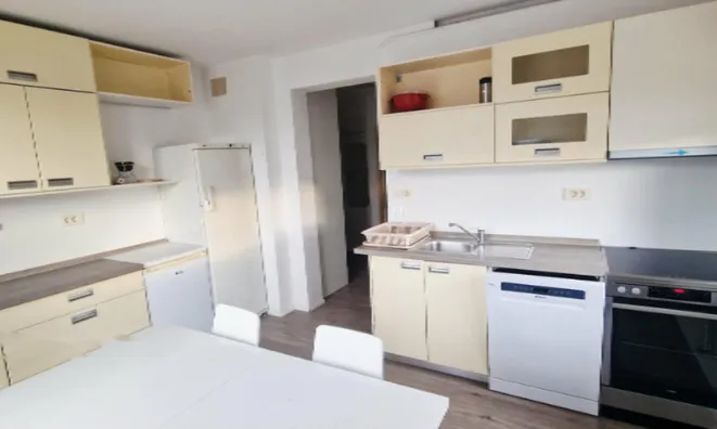 Недвижимость Двухкомнатная квартира Кошезе: 3