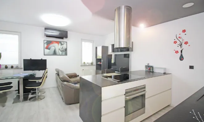 Недвижимость Двухкомнатная квартира Долги Мост: 10